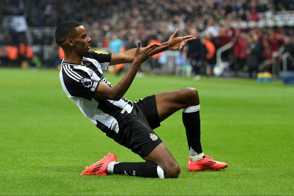 纽卡前锋伊萨克愿加盟利物浦，1.2亿镑意向背后迪亚斯成关键变量